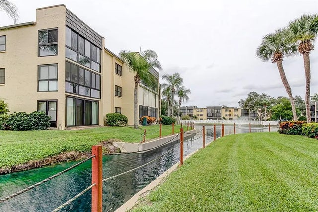 14130 Rosemary Lane 3312, LARGO