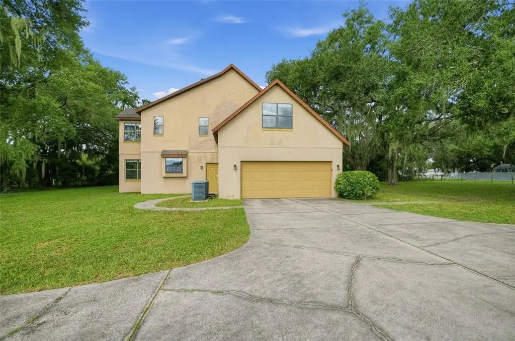 32922 N Whitney Road, LEESBURG