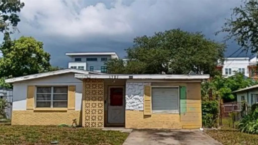 1721 W North B Street, TAMPA