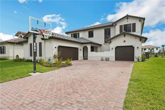 4761 Sophia Drive, AVE MARIA