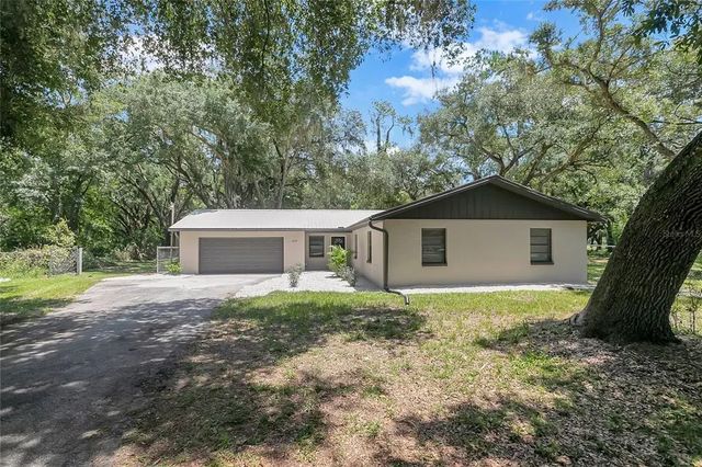 1609 Itchepackesassa Drive, LAKELAND