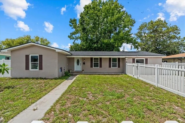 1348 E Hancock Drive, DELTONA