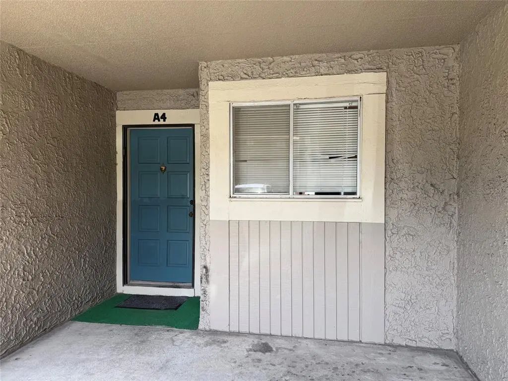 6308 Newtown Circle 8a4, TAMPA