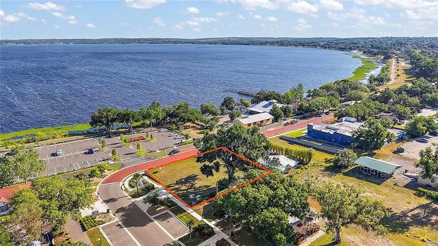 503 West Avenue, CLERMONT