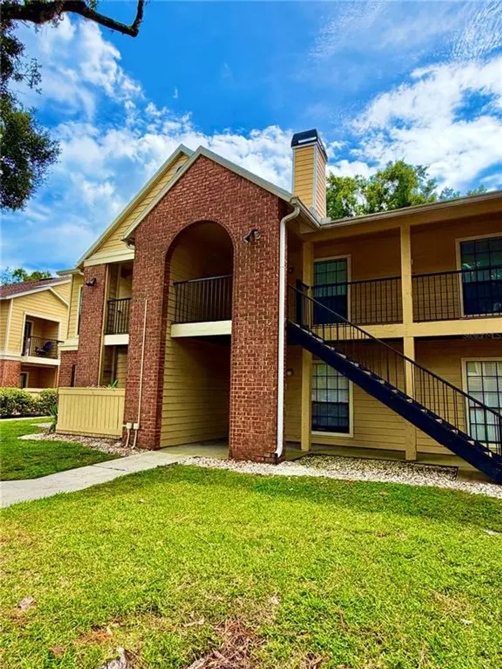 8643 Mallard Reserve Drive 202, TAMPA