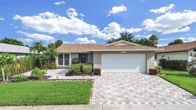 4514 Superior Lane, CLEARWATER