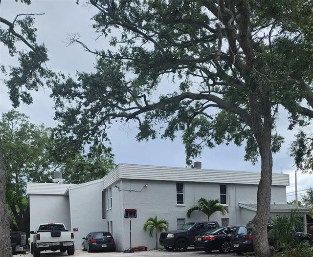 101 N Fernwood Avenue, CLEARWATER