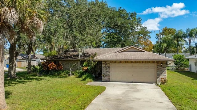 3303 Yule Tree Drive, EDGEWATER