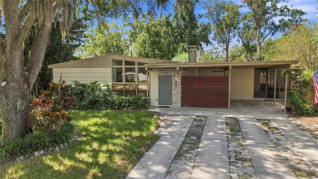809 E River Drive, TEMPLE TERRACE