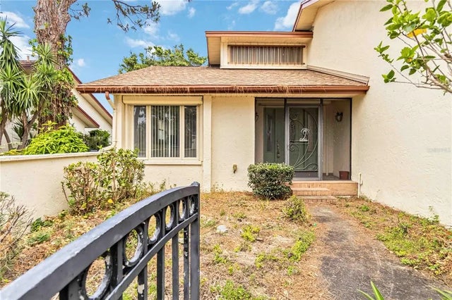 6203 Courtside Drive 21, BRADENTON