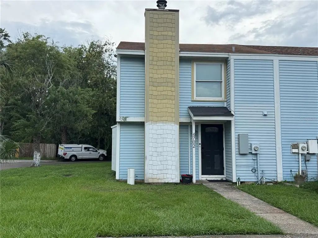 4702 Pebblepointe Place, TAMPA
