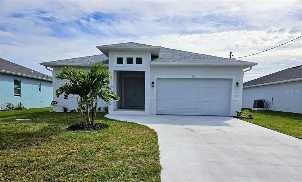 372 Baytree Drive, ROTONDA WEST