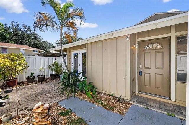 6908 El Centro Court Na, TAMPA