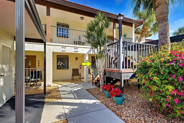 409 Pine Hollow Circle 409, ENGLEWOOD