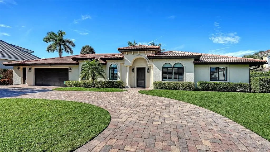 595 Bowsprit Lane, LONGBOAT KEY