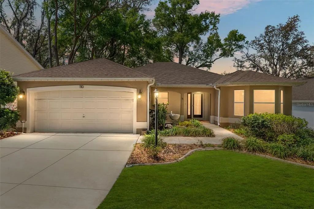 110 Chula Vista Avenue, LADY LAKE