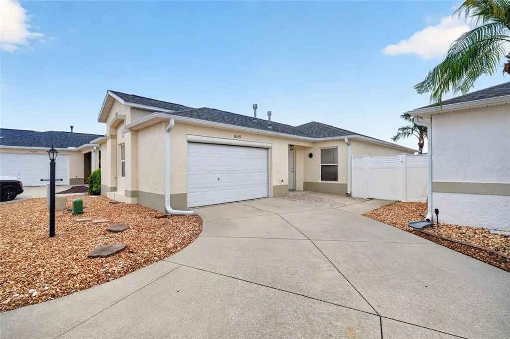 1049 Jackson Street, THE VILLAGES