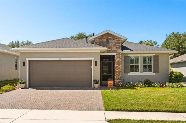 100 Silver Maple, GROVELAND