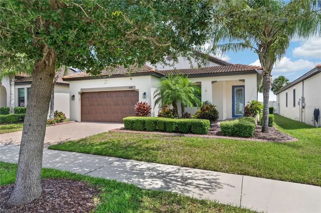 16836 Whisper Elm Street, WIMAUMA