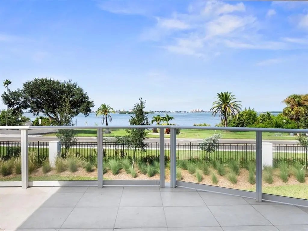 1020 Sunset Point Road 103, CLEARWATER