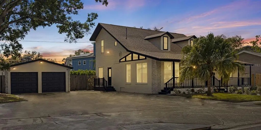 100 82nd Avenue N, ST PETERSBURG