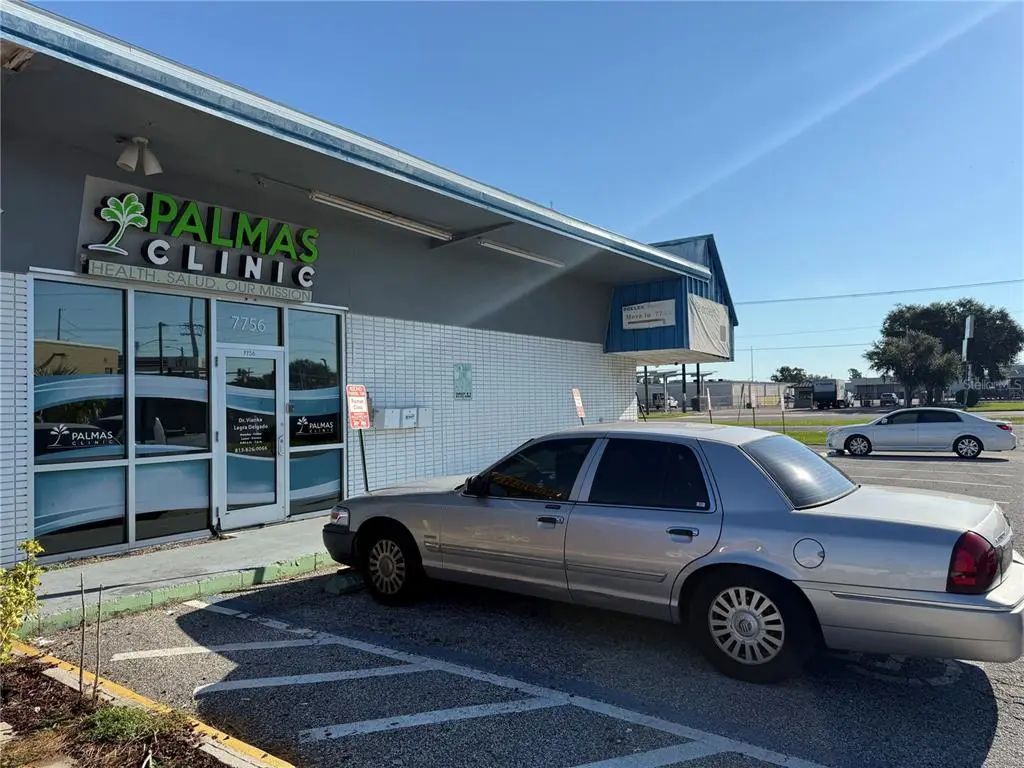 7756 Palm River Road, TAMPA