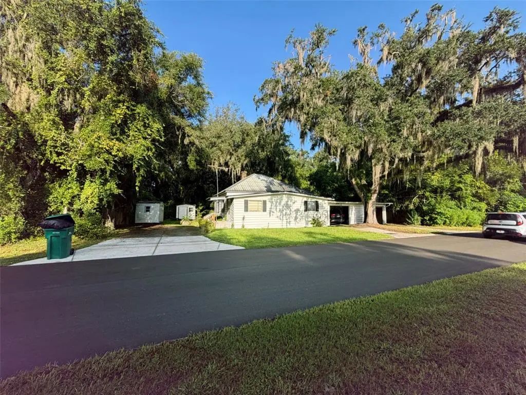 323 S Old Wire Road, WILDWOOD
