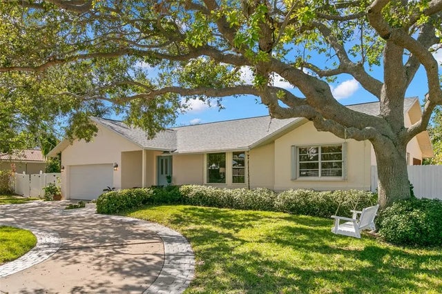 308 6th Avenue N, TIERRA VERDE