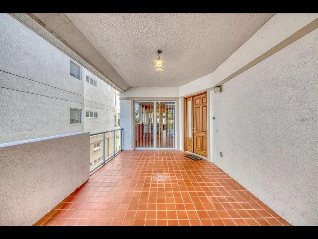 1042 Bellasol Way 203, APOLLO BEACH