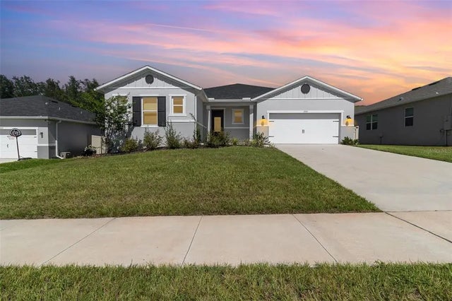 1933 Burgundy Drive, MINNEOLA
