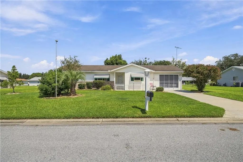 17945 Se 104th Terrace, SUMMERFIELD