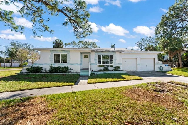 4666 Helena Street Ne, ST PETERSBURG