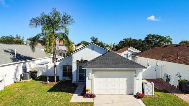 121 Sonja Circle, DAVENPORT