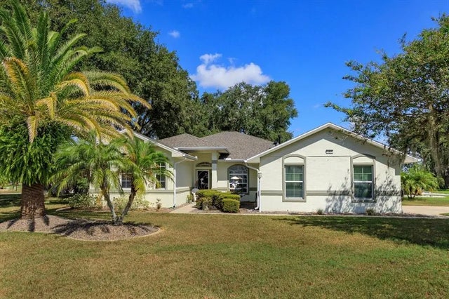 5401 Essex Court, LEESBURG