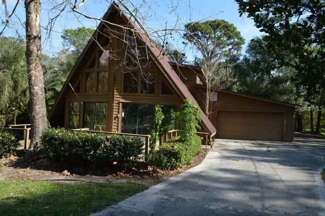 6727 East Road, LAKELAND