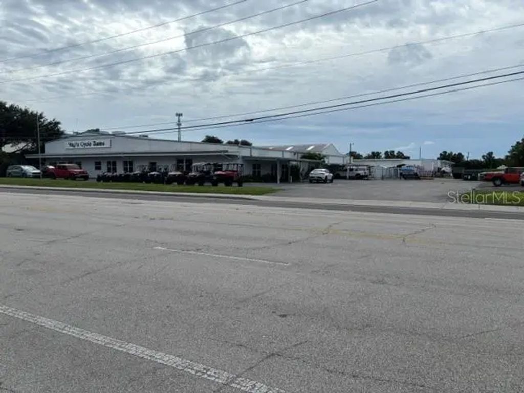 3 of 83 - 2530 17th Street, SARASOTA, FL