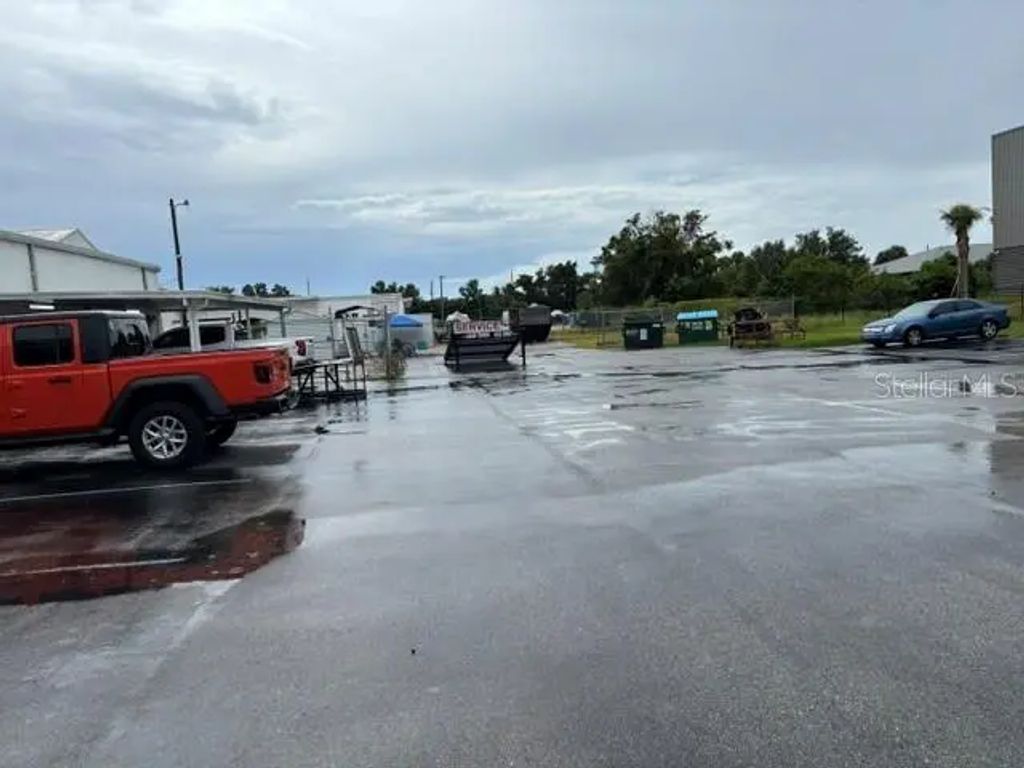 79 of 83 - 2530 17th Street, SARASOTA, FL