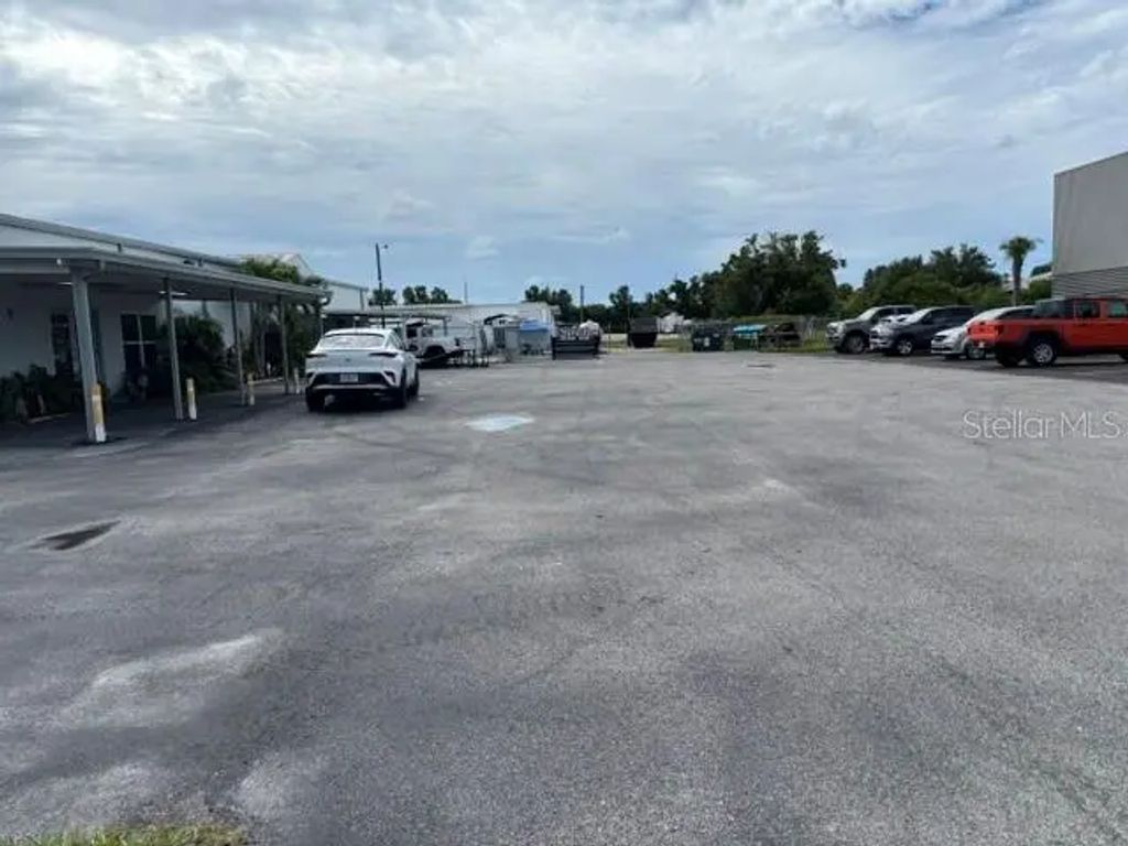 82 of 83 - 2530 17th Street, SARASOTA, FL