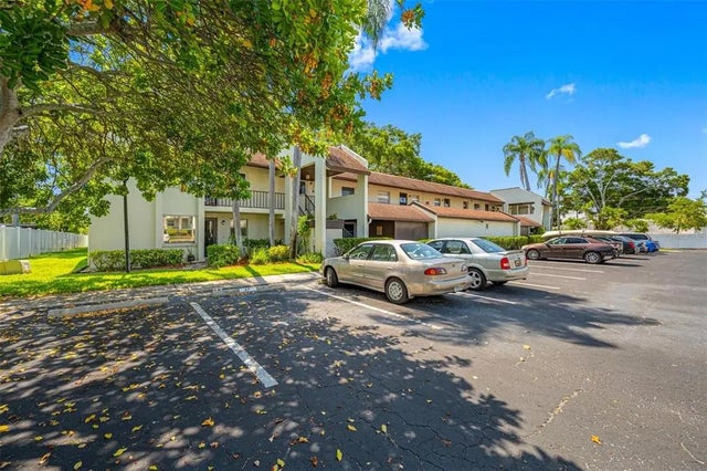 1100 E Bay Drive 82, LARGO