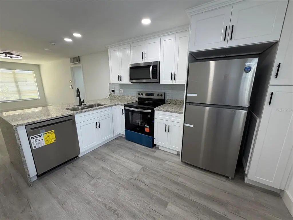 4328 Edgewater Drive E104, ORLANDO