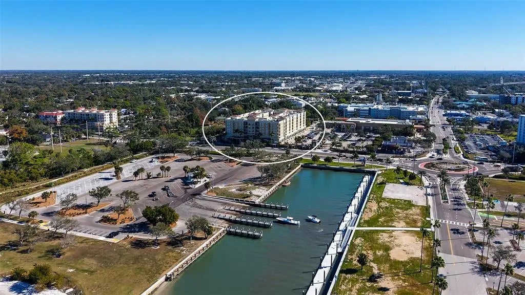 1064 N Tamiami Trail 1125, SARASOTA