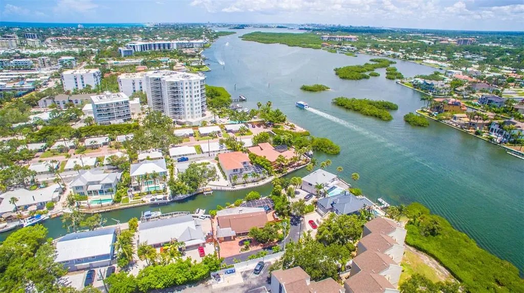 1240 Solitude Lane, SARASOTA