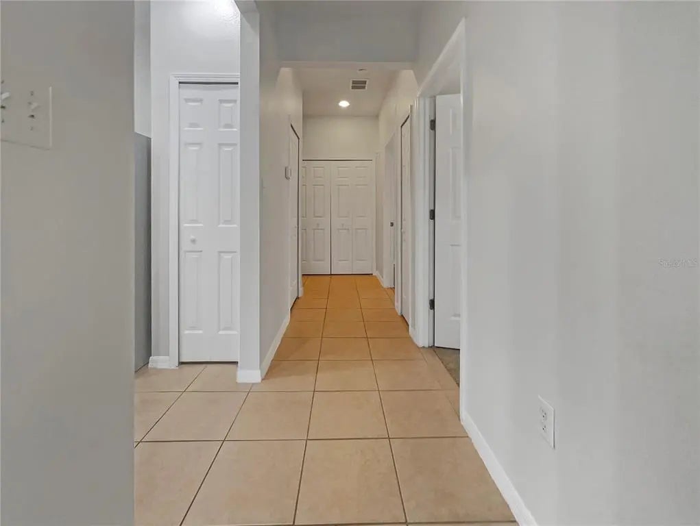 Gulf Shores Realty: 19 18491b3885478eb3971df1d03d1757fc l