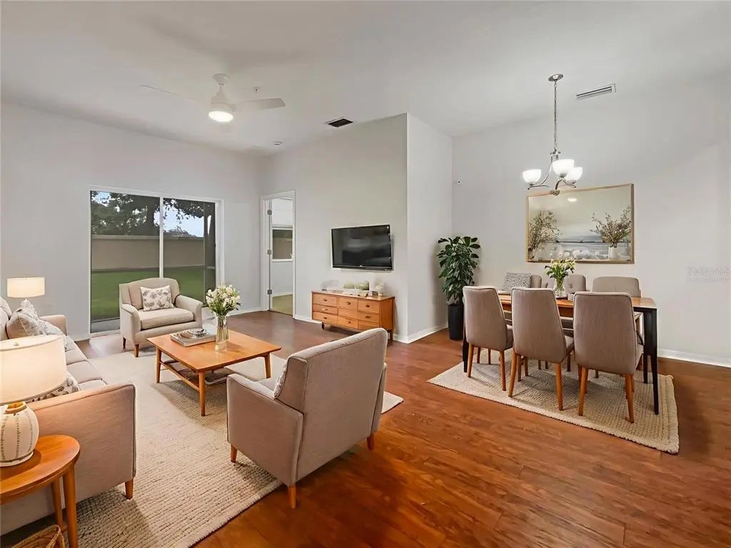 Gulf Shores Realty: 2 aadd78492a324f93340f9959fa7d82fe l