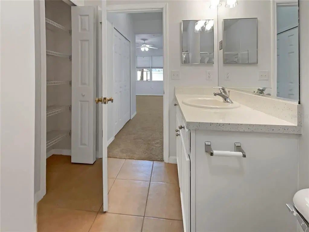 Gulf Shores Realty: 24 aa14306089efc85caf96a0e094f3780b l