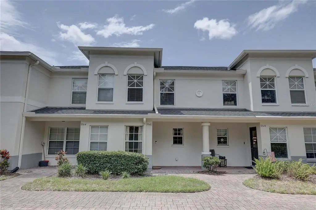 9516 Charlesberg Drive, TAMPA