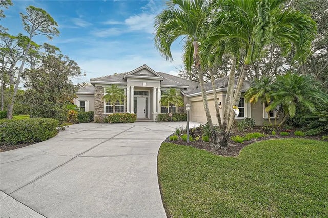 903 Tranquility Circle, OSPREY