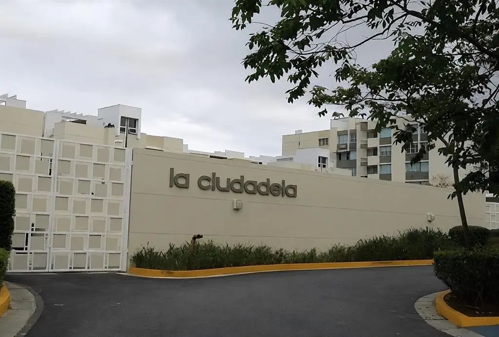 Ave 199 Las Cumbres Ciudadela B12, GUAYNABO