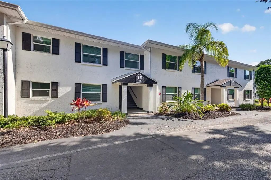 13125 Wilcox 15103, LARGO
