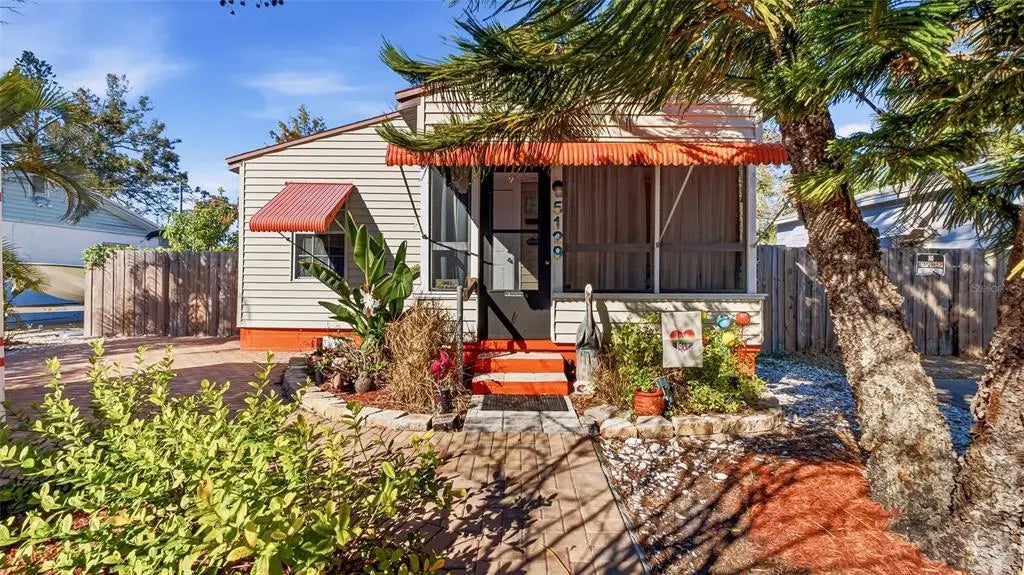 5129 17th Avenue S, GULFPORT